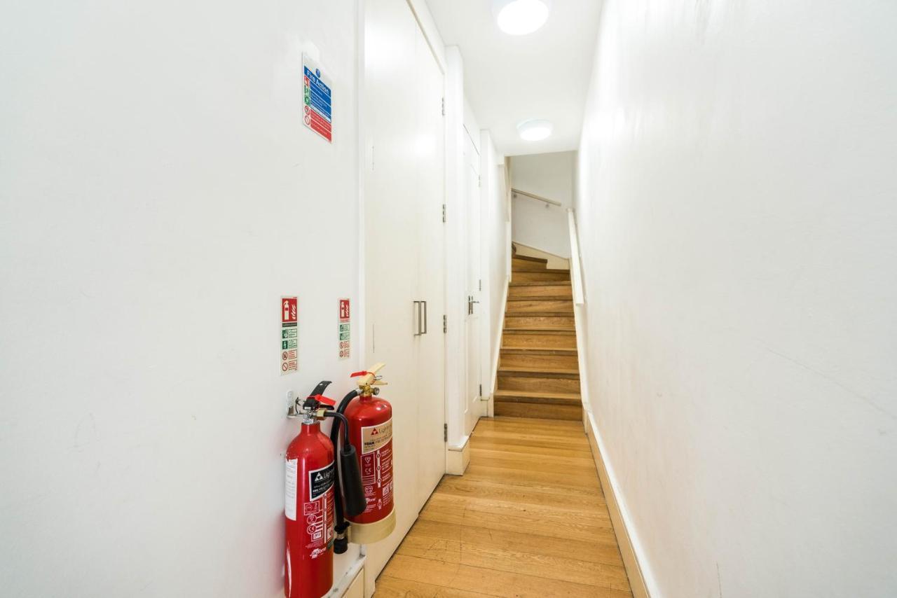 Spacious 2 Bedroom / Earls Court / Kensington Londra Dış mekan fotoğraf