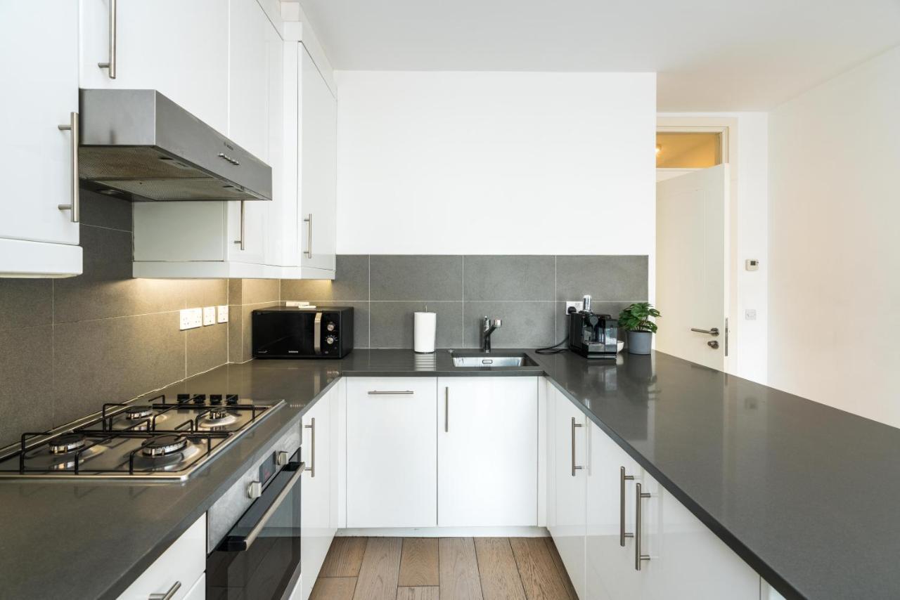 Spacious 2 Bedroom / Earls Court / Kensington Londra Dış mekan fotoğraf