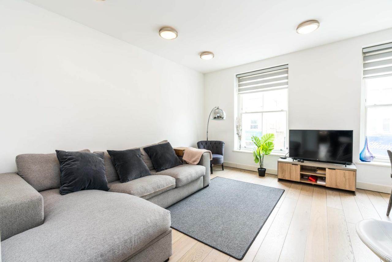 Spacious 2 Bedroom / Earls Court / Kensington Londra Dış mekan fotoğraf